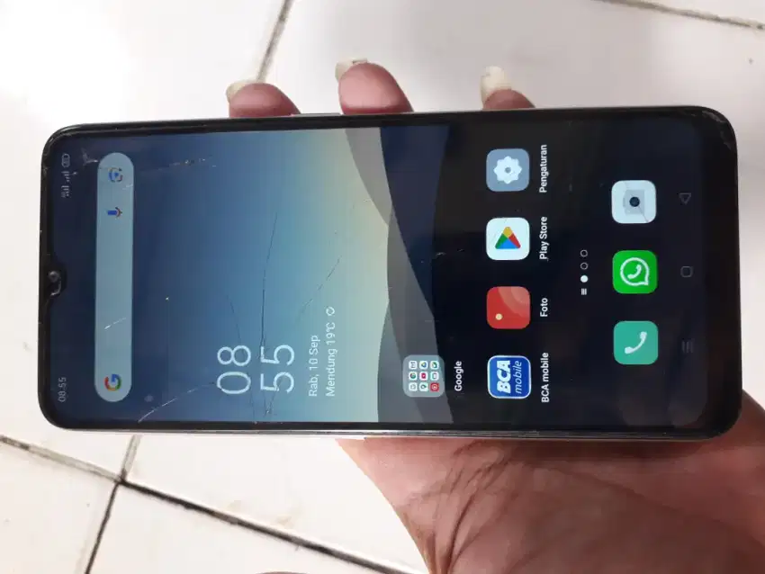 Oppo A5 2020 3/64 lcd retak halus tp masih normal semua
