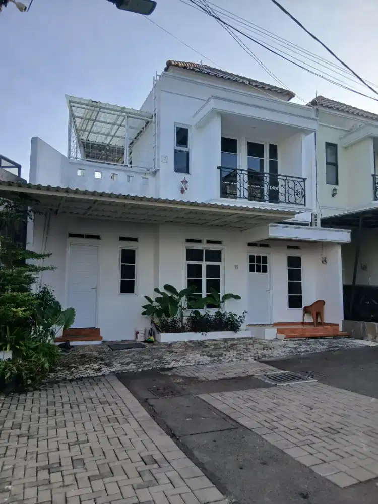 Rumah Strategis dekat UI. GUNA DARMA