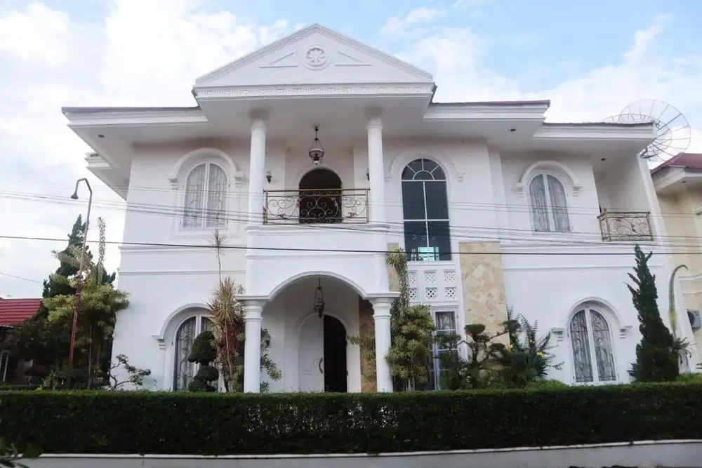 DIJUAL Rumah di Komplek Taman Rizano, Batusangkar.