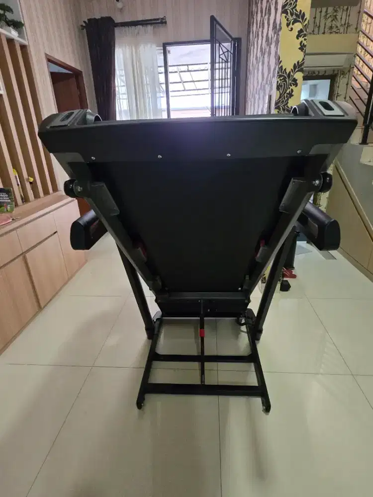 Kettler Berlin S2 Treadmill [7884-700/ 2.5 HP]