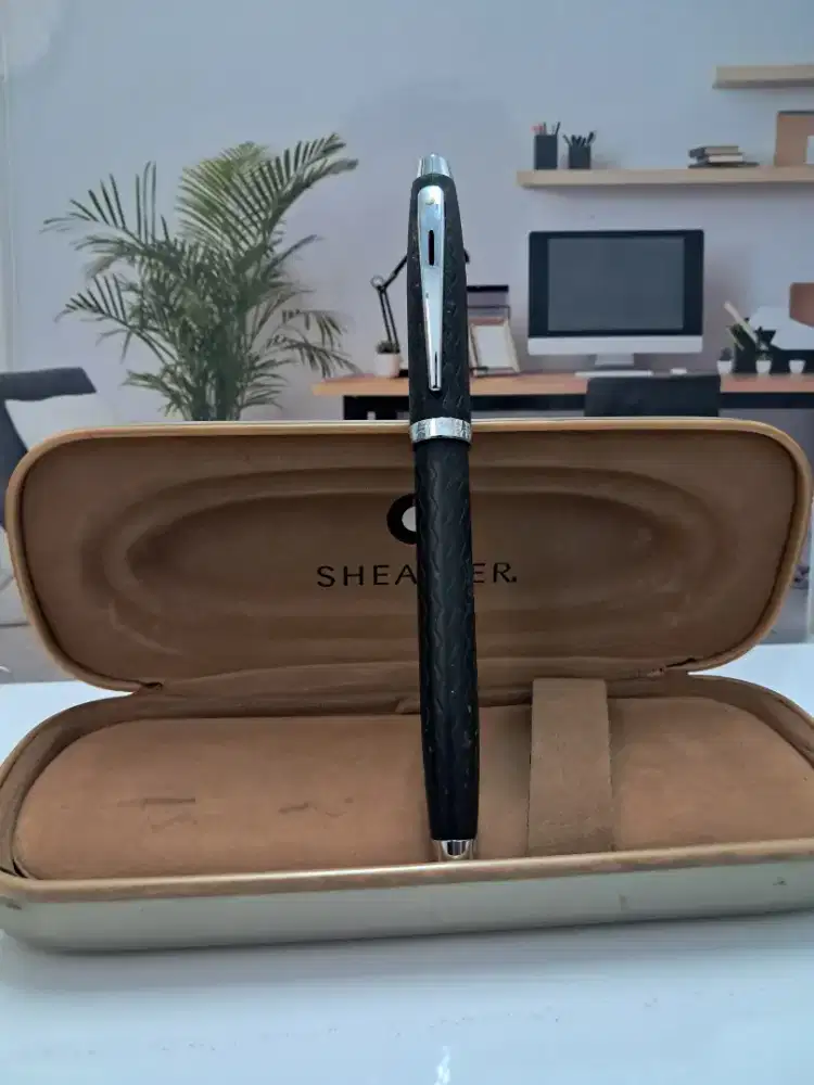 Sheaffer F95060M  100 Dolma Kalem, Medium rollerball pen