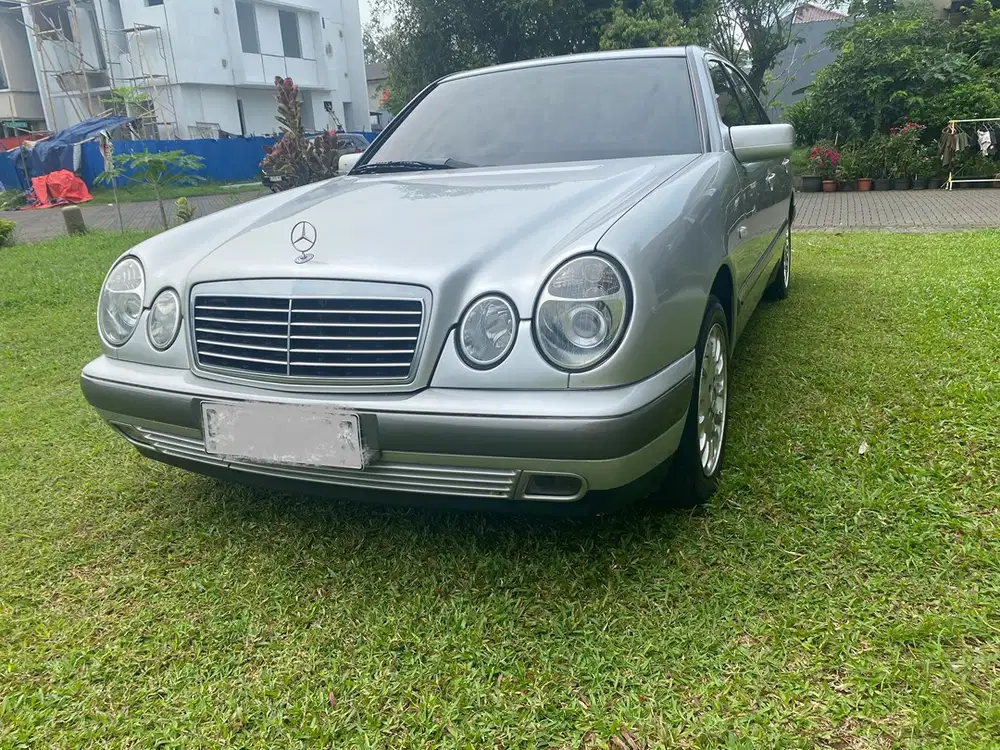 Mercedes NE E230 1998 AT 5 speed