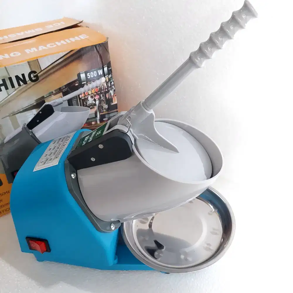 Mesin serut es dua pisau