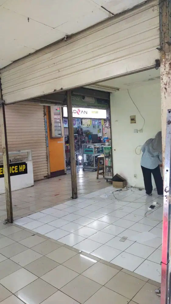 Dijual Cepat Kios ITC Cempaka Lantai 4C No. 199