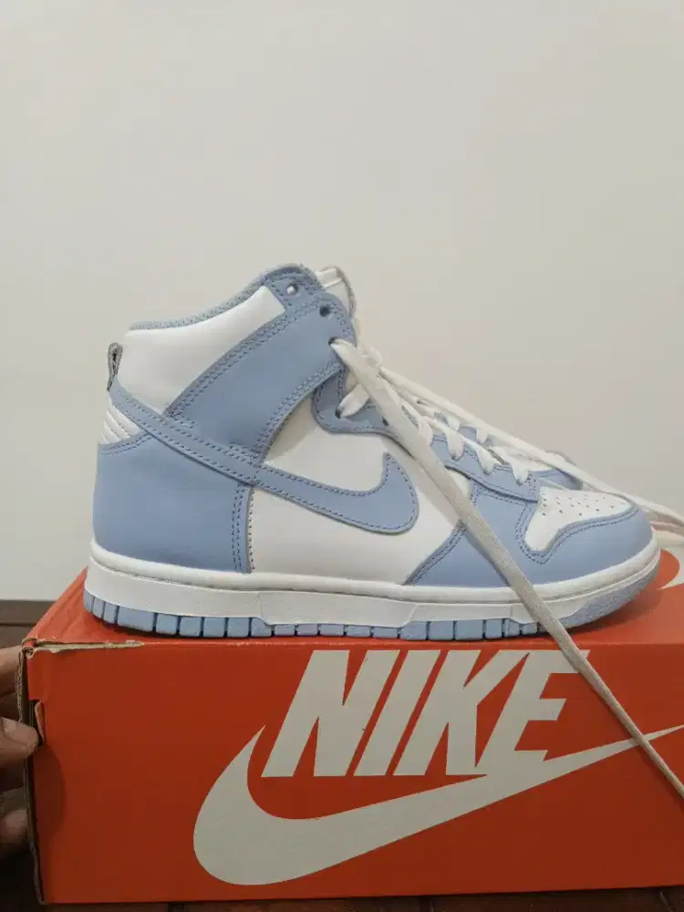 Sepatu nike Dunk untuk wanita