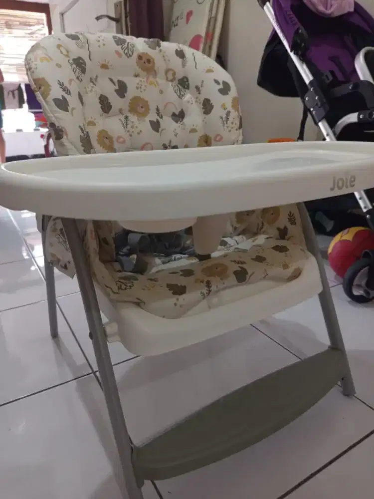 Kursi Makan Bayi JOIE