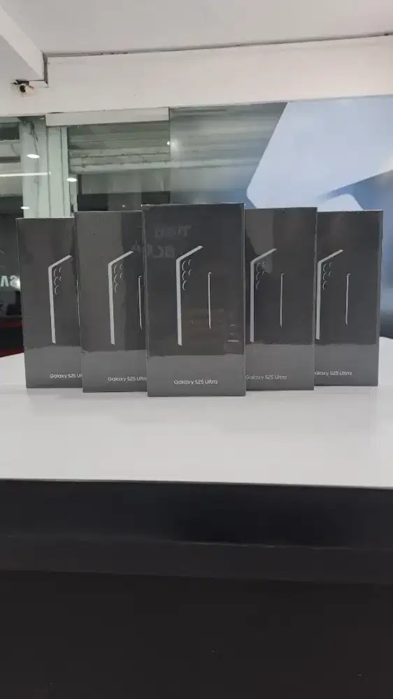 SAMSUNG GALAXY S25 ULTRA