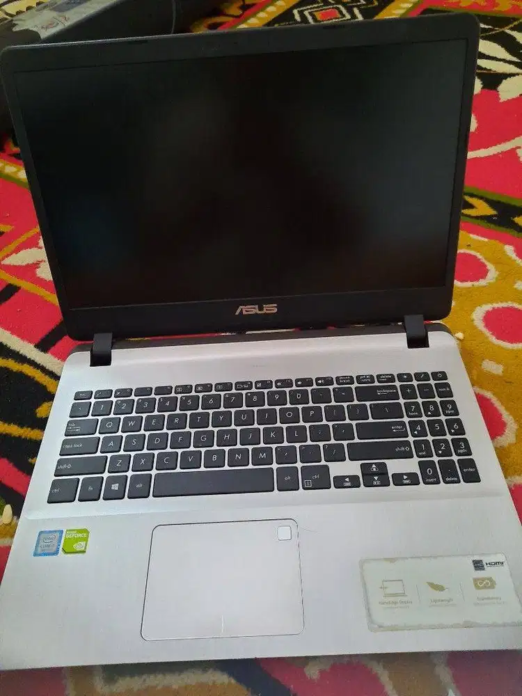 Laptop ASUS A507U, Ram 8Gb, SSD 512Gb,388 siap pakai Warna Gold