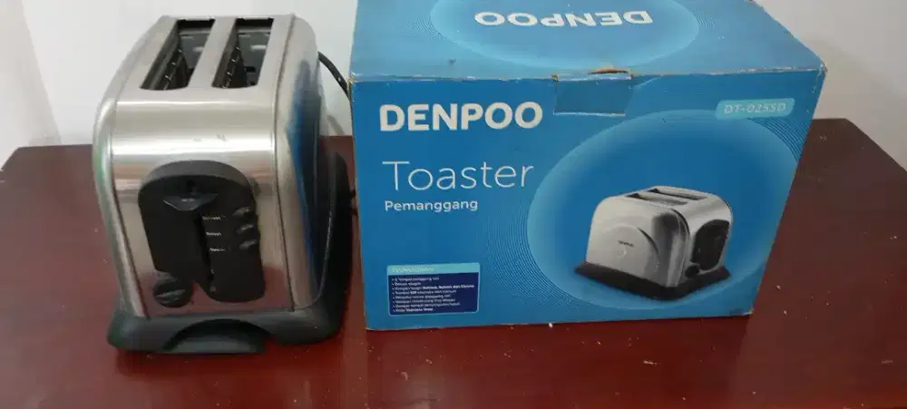 Toaster Roti merek Denpo