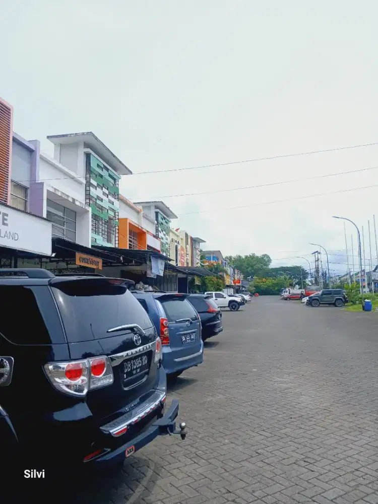 Dikontrakkan ruko di CitraLand Manado