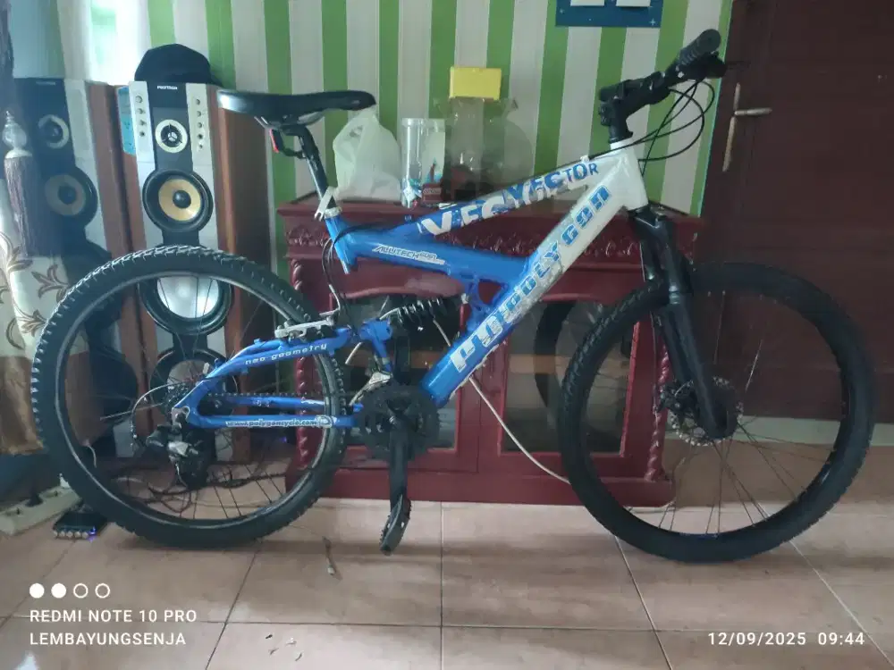 Sepeda polygon double suspensi