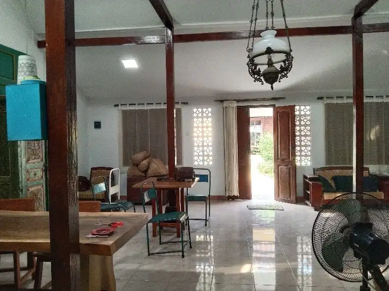 rumah usia 100 tahun dijual dekat pasar Prawirotaman Yogyakarta