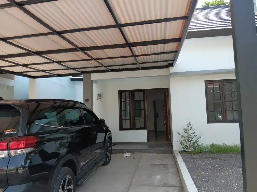 Rumah minimalis dijual dekat pintu tol  strategis di Seyegan Sleman