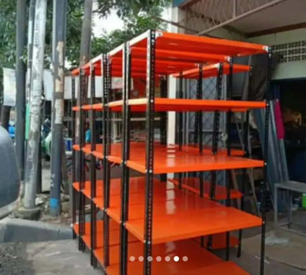 Rak besi siku lubang praktis