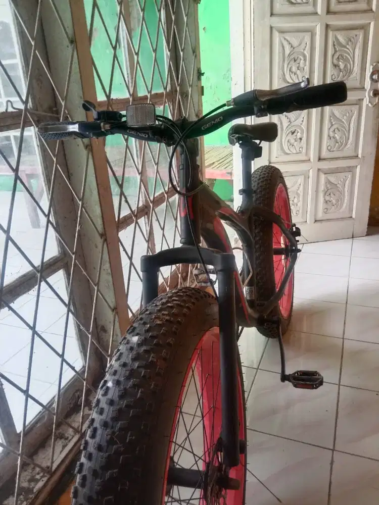 SEPEDA GENIO FATBIKE BALTRA