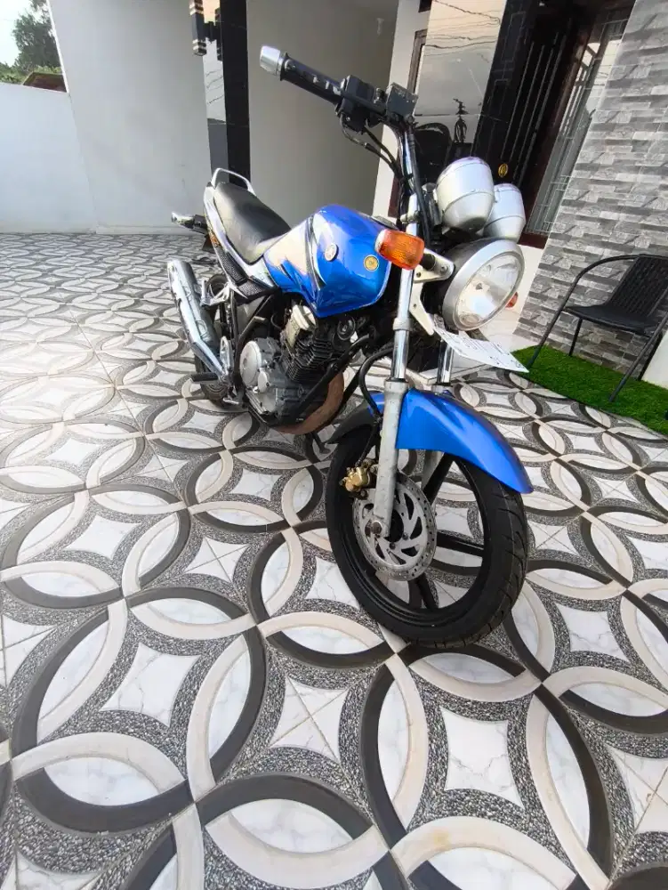 scorpio z 2006 225cc
