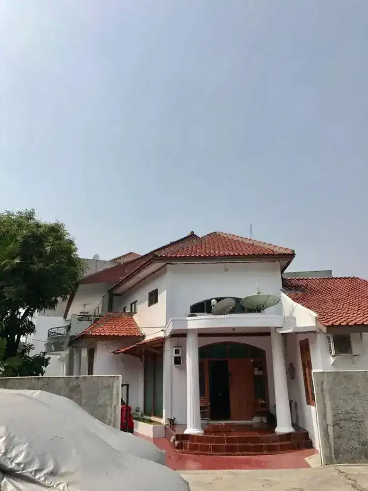 Dijual Rumah Mewah, lokasi Strategis, Jakarta Pusat