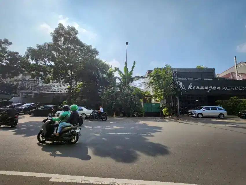 Dijual Rumah, Lokasi Depan Aprtm Pakubowono, Samping Kenangan Academy