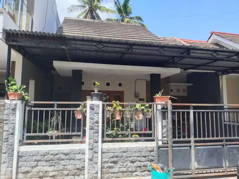 Rumah Asri di Bangunjiwo Kasihan