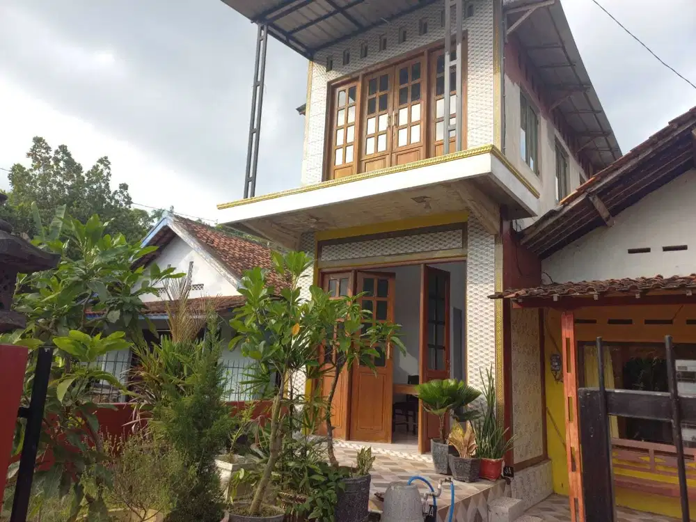 Rumah di Kedungwuni Pekalongan, Pinggir Jalan Desa, SHM