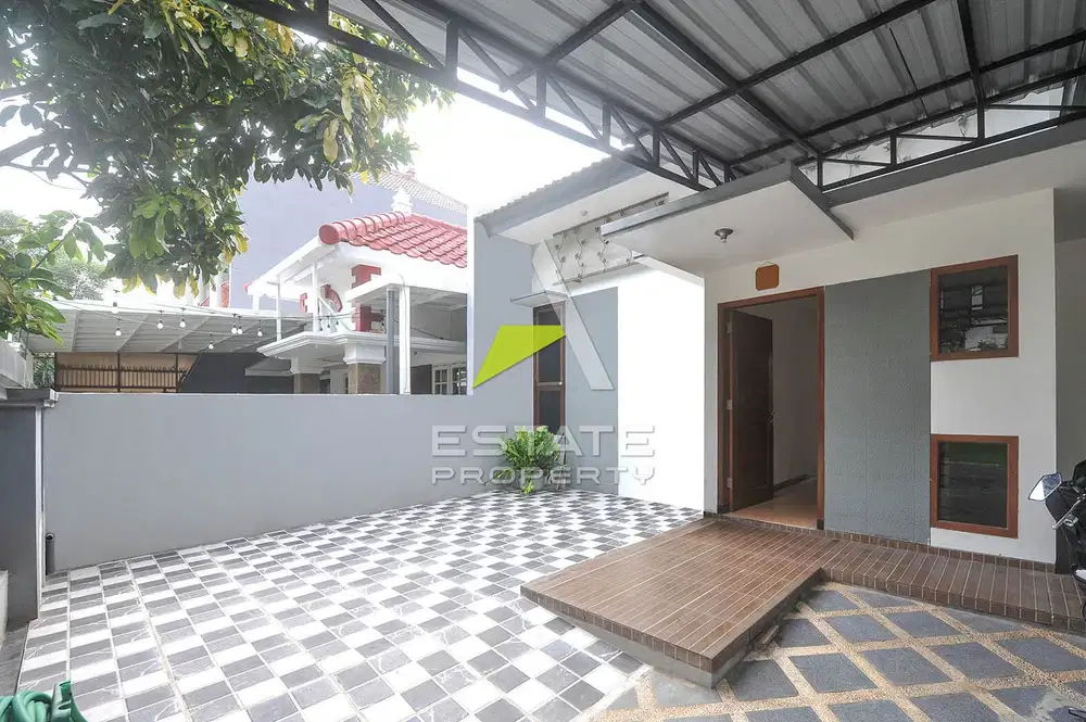 Rumah Nyaman Siap Huni Halaman Luas Kota Araya SHM Area Premium