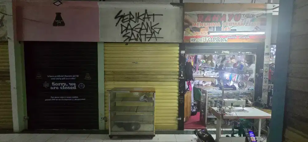 Dijual 3 Kios Pasar Modern Santa