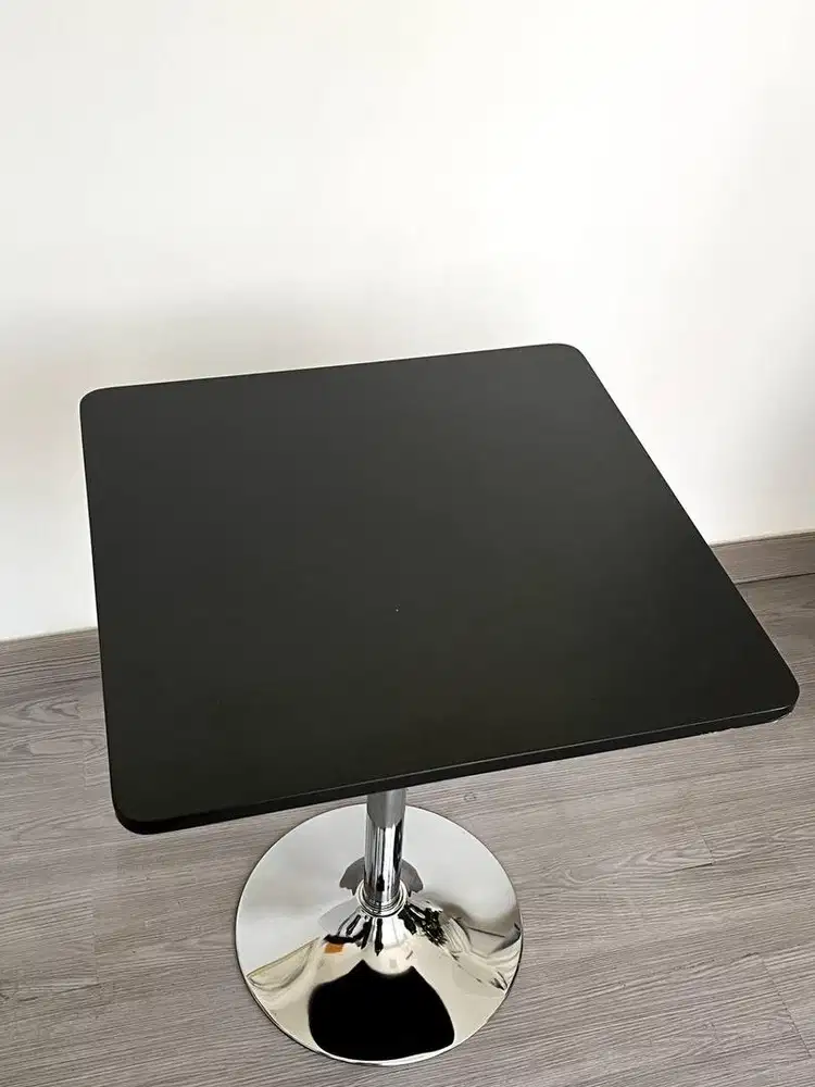 Square Bar Table / Dining Table