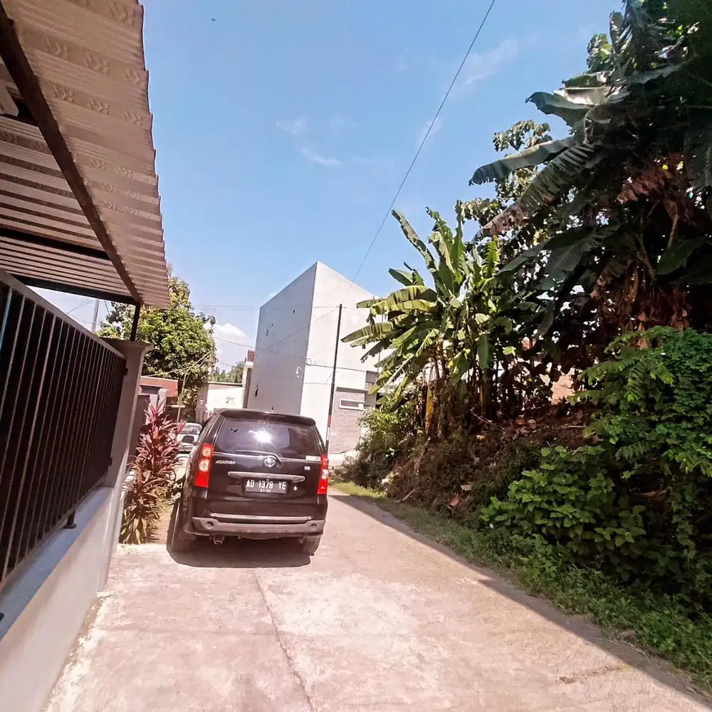 Di JUAL CEPAT TANAH DEKAT KAMPUS UNS SOLO MURAH 2 MUKA