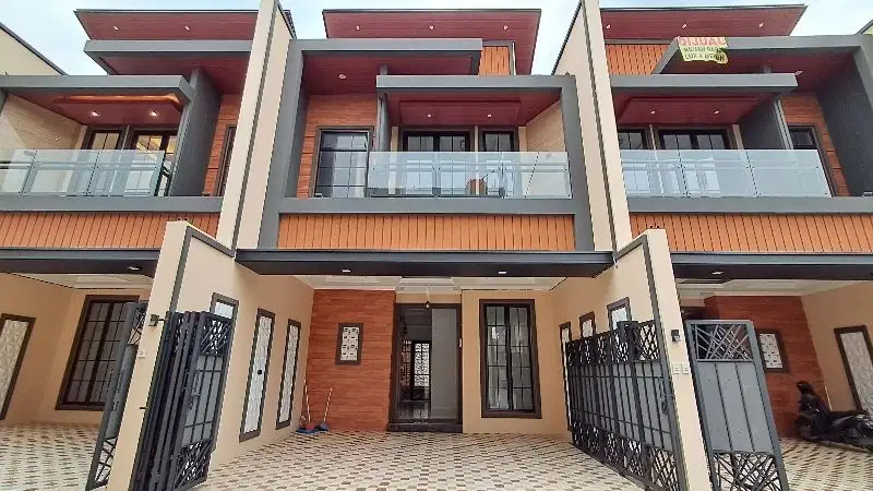 Rumah mewah nempel kampus UI dan gerbang tol Kukusan Depok