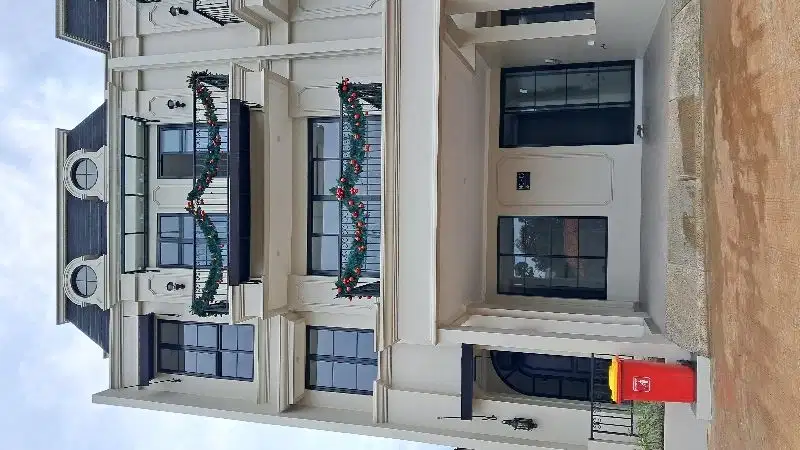 Rumah mewah dekat Cilandak KKO Jakarta Selatan