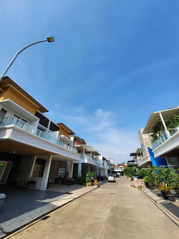 Dijual Murah Givency One 8 x 16 Full furnish Siap Huni 2 lantai