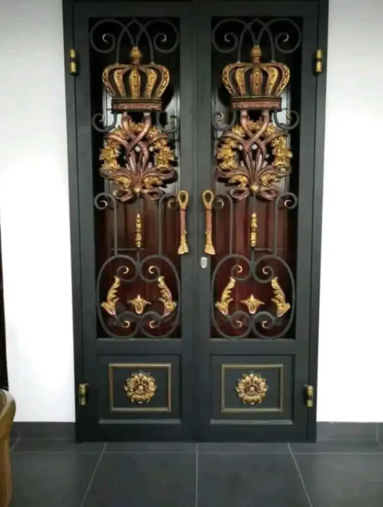 TRALIS KLASIKAL 2025