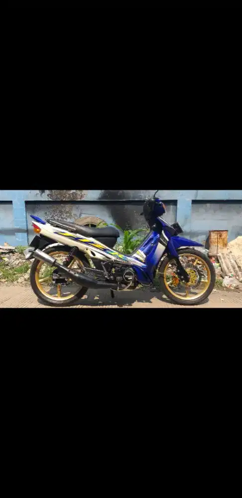 yamaha F1ZR 2004 biru