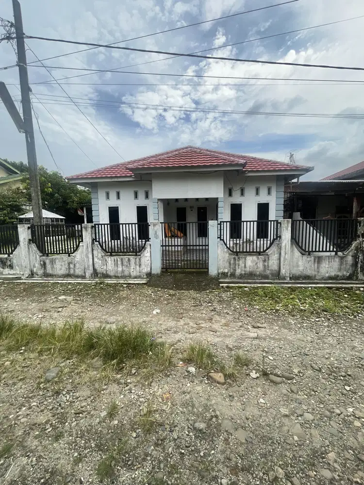 Rumah cantik masih terawat di marindal