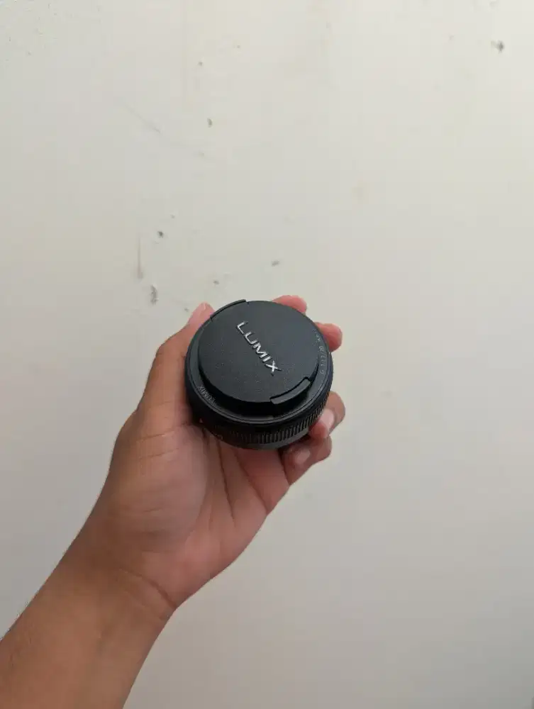 Lensa Lumix 20mm F1.7 Mark II