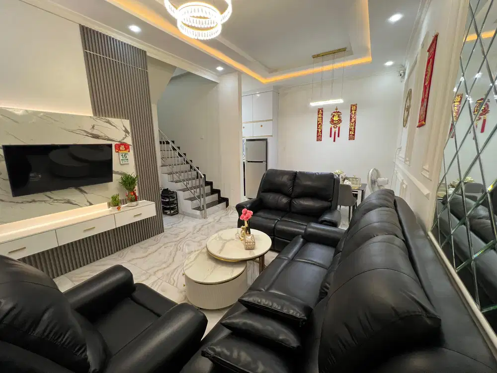 Dijual rumah full perabot di daerah setia budi