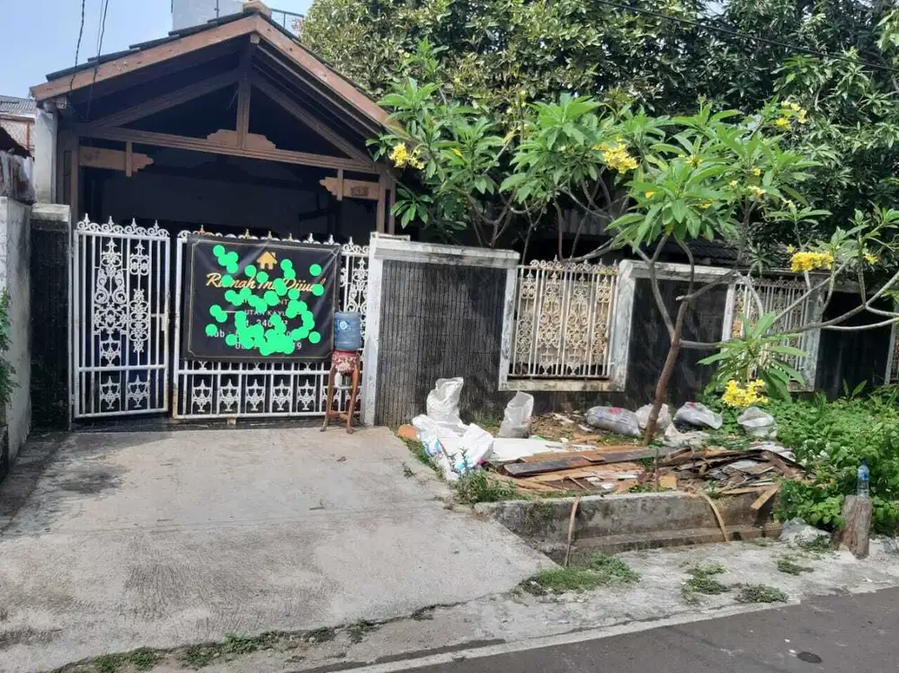 Rumah di pusat kota Jakarta timur