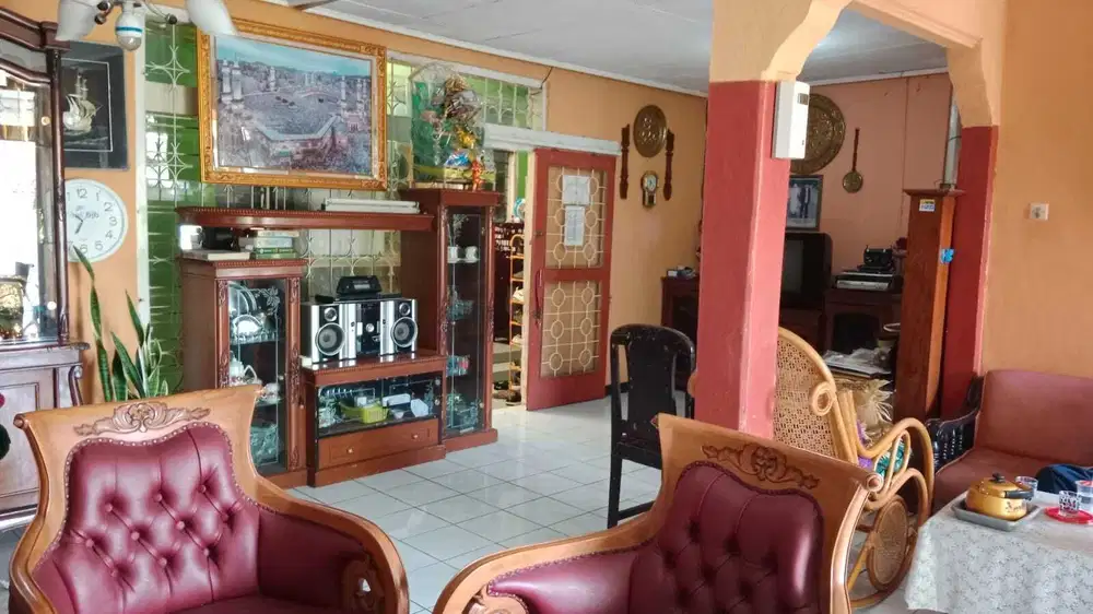 RUMAH CIGADUNG LOKASI ASRI STRATEGIS HADAP TIMUR LT 2 VIEW LAPANG GOLF