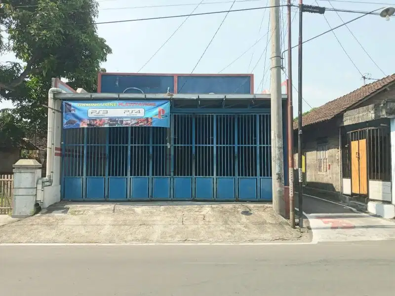 Ruko Purbayan Pinggir Jalan Raya Barat Gentan