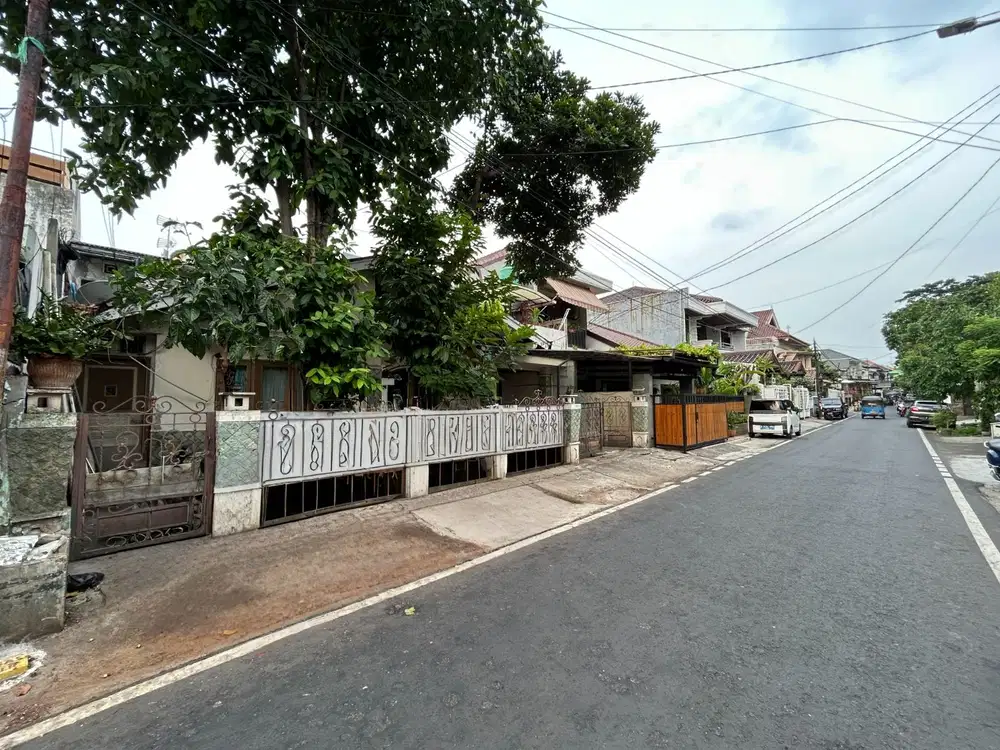 SHM 245 M² Akses Jalan Lebar 3 Mobil dekat Taman Ecopark