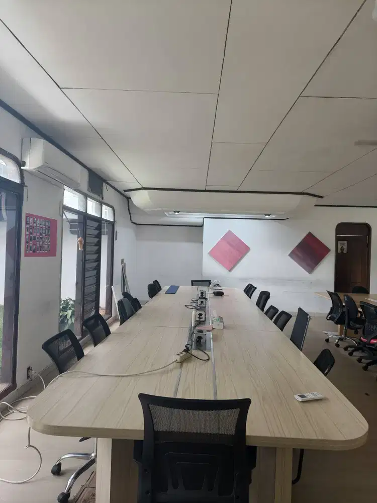 Meja Kerja Kantor Besar Light Wood