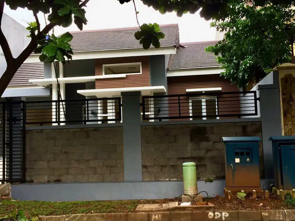 Di jual rumah luas tanah besar di cluster Giriloka