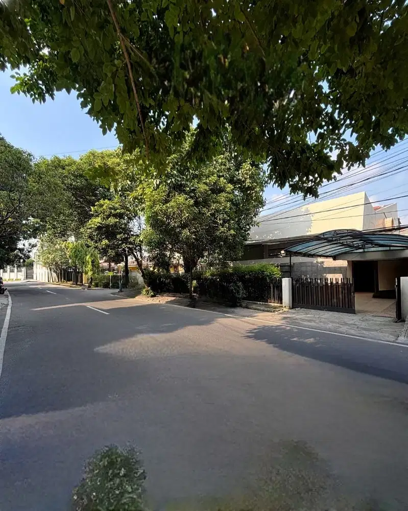 Hook Multi Akses Jalan Lebar Harga Undermarket diKawasan Kuliner Tebet