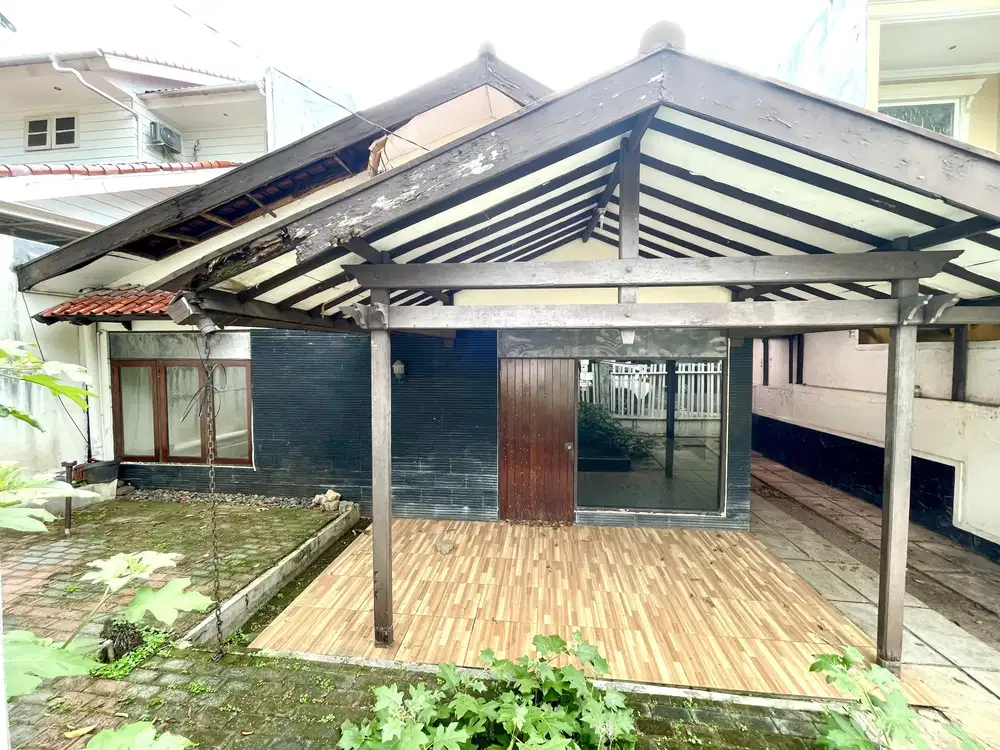 Kebayoran Baru Rumah Tua Hitung Tanah