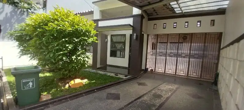 Rumah Dijual di Jatiwaringin Asri