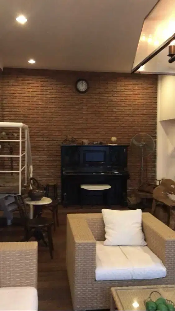 Dijual Rumah lux terawat di Clusters Dago