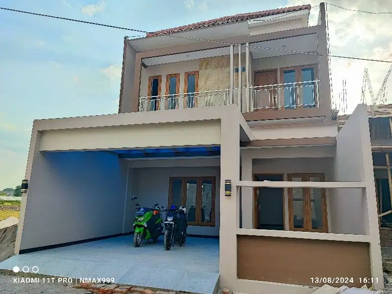 Rumah Solo baru kudu sebrang dr oen baki grogol manang