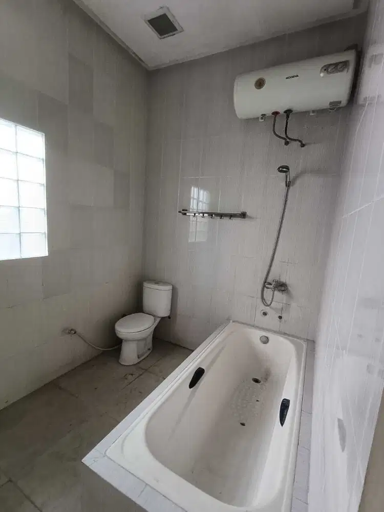 Rumah solo Gentan purbayan dekat luwes baki