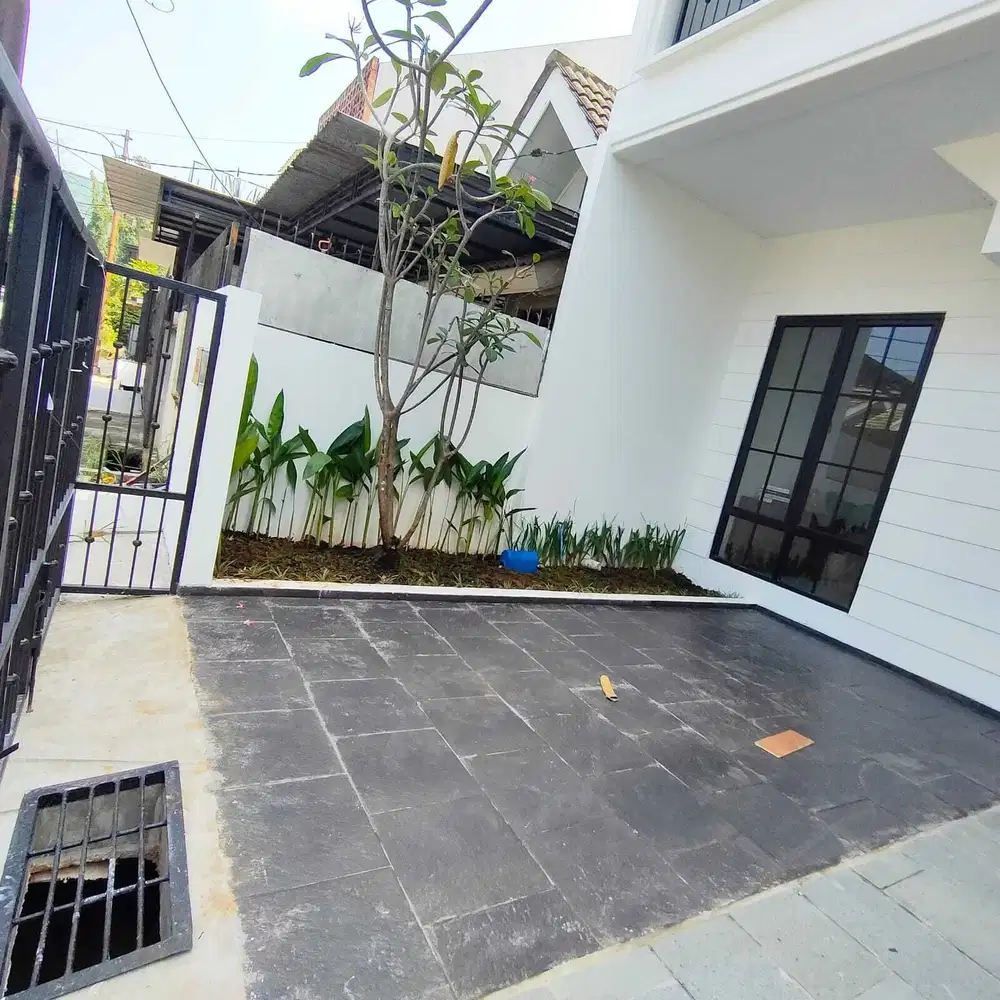 Dijual rumah di daerah Nusaloka BSD Sektor 14.6