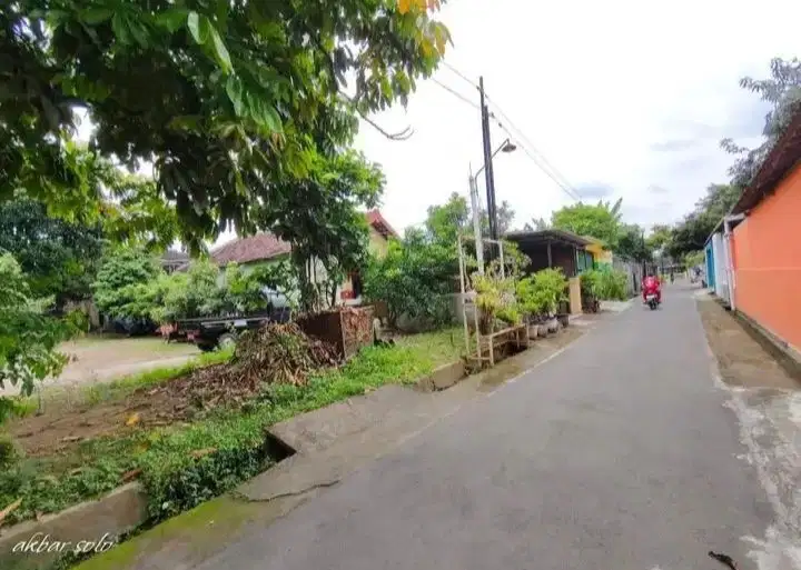 Dijual Tanah komersil prospek di kartasura ngadirejo